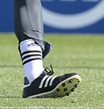 Modifiziert Manuel Neuer vollzieht Adidas Copa Mundial Wechsel